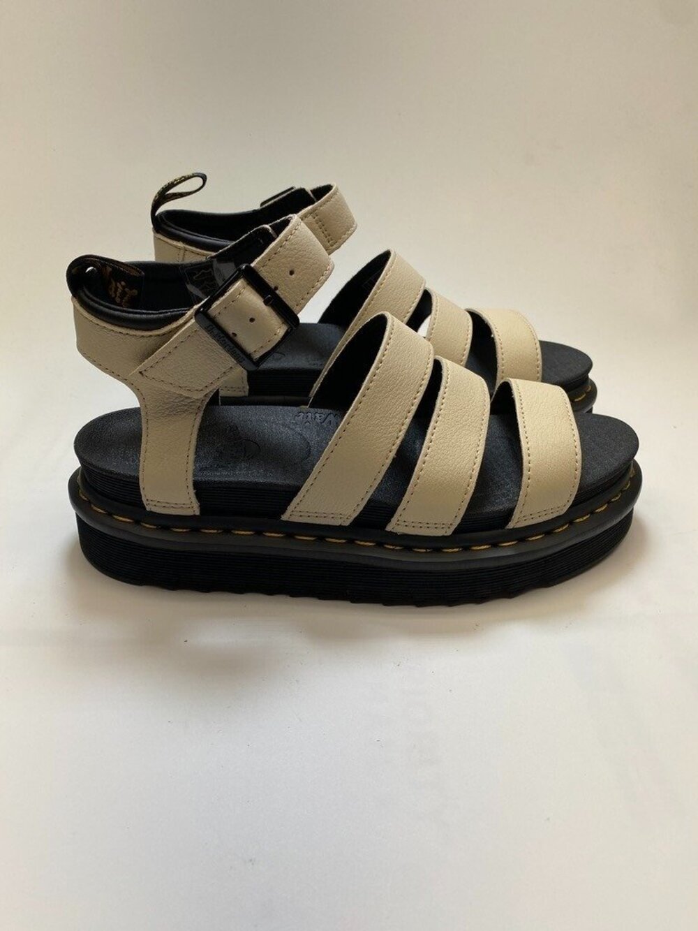 Dr. MArten's Womens Blaire Pisa Parchment Beige Leather Strap Sandals sz 8